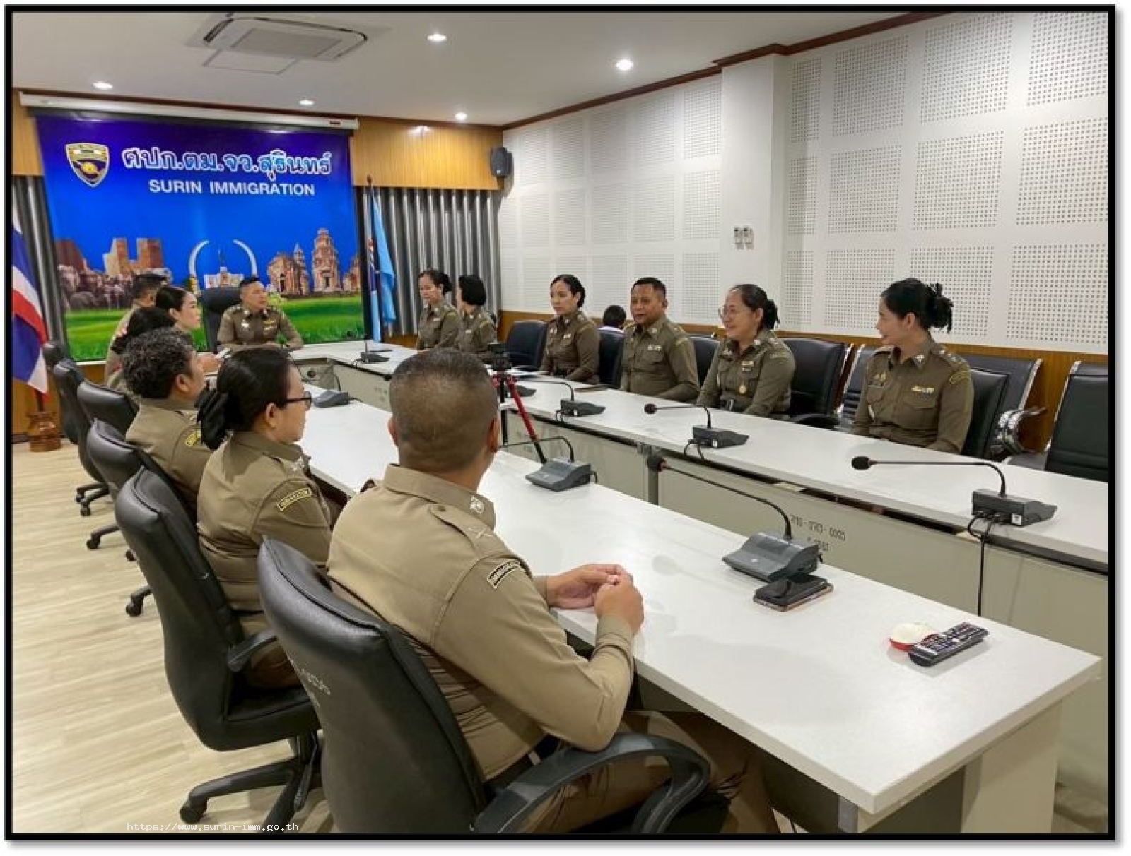 ตรวจคนเข้าเมืองจังหวัดสุรินทร์