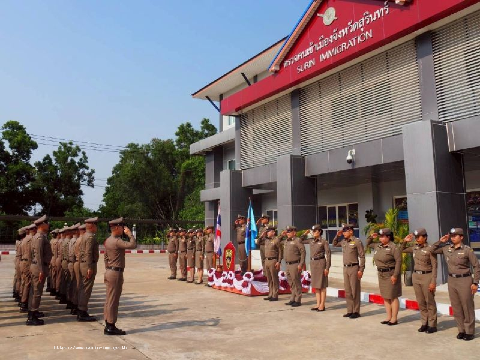 ตรวจคนเข้าเมืองจังหวัดสุรินทร์