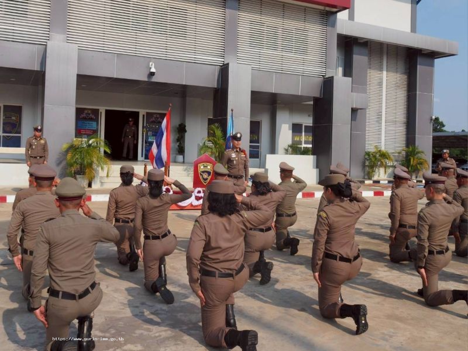 ตรวจคนเข้าเมืองจังหวัดสุรินทร์