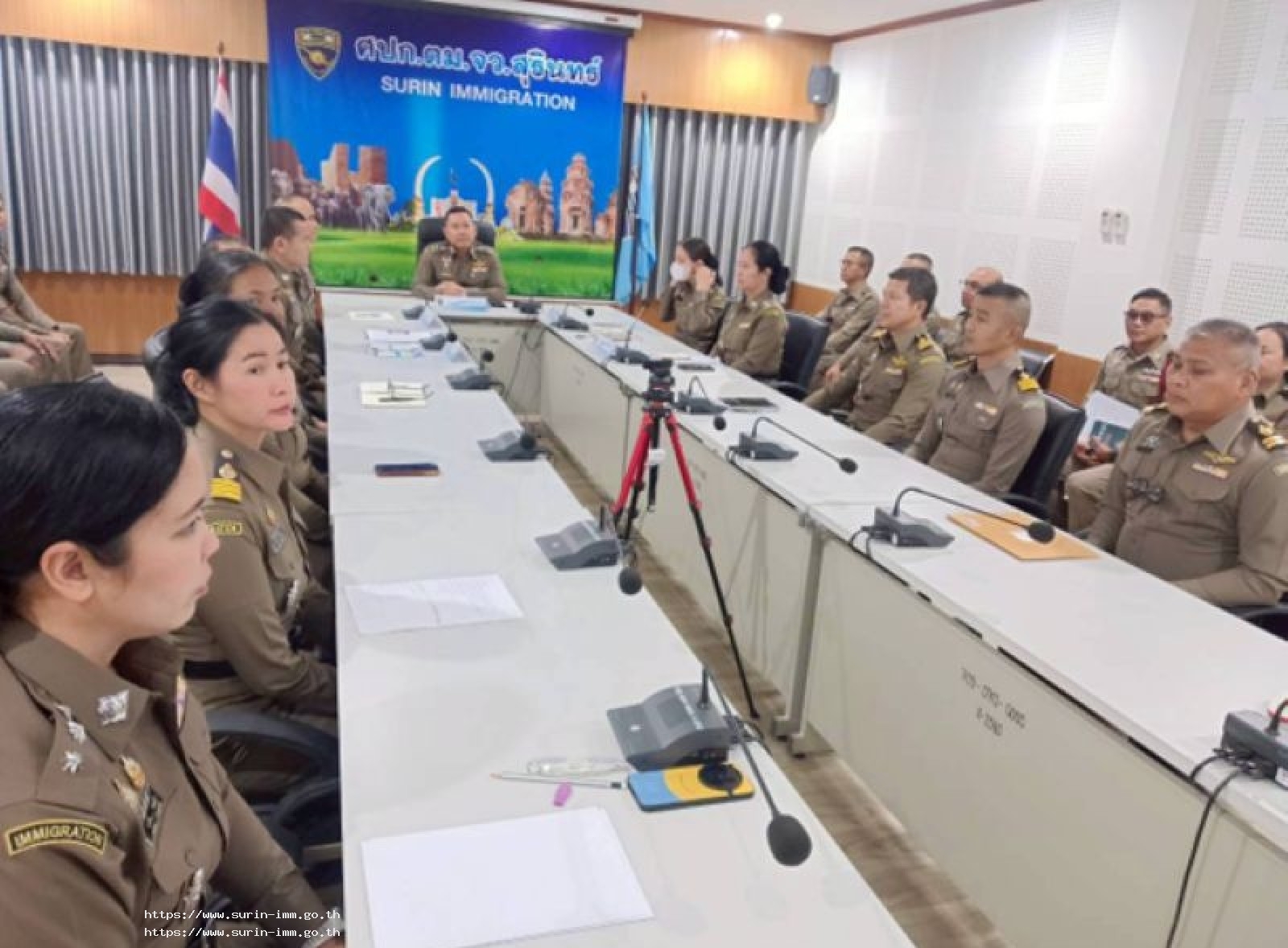 ตรวจคนเข้าเมืองจังหวัดสุรินทร์