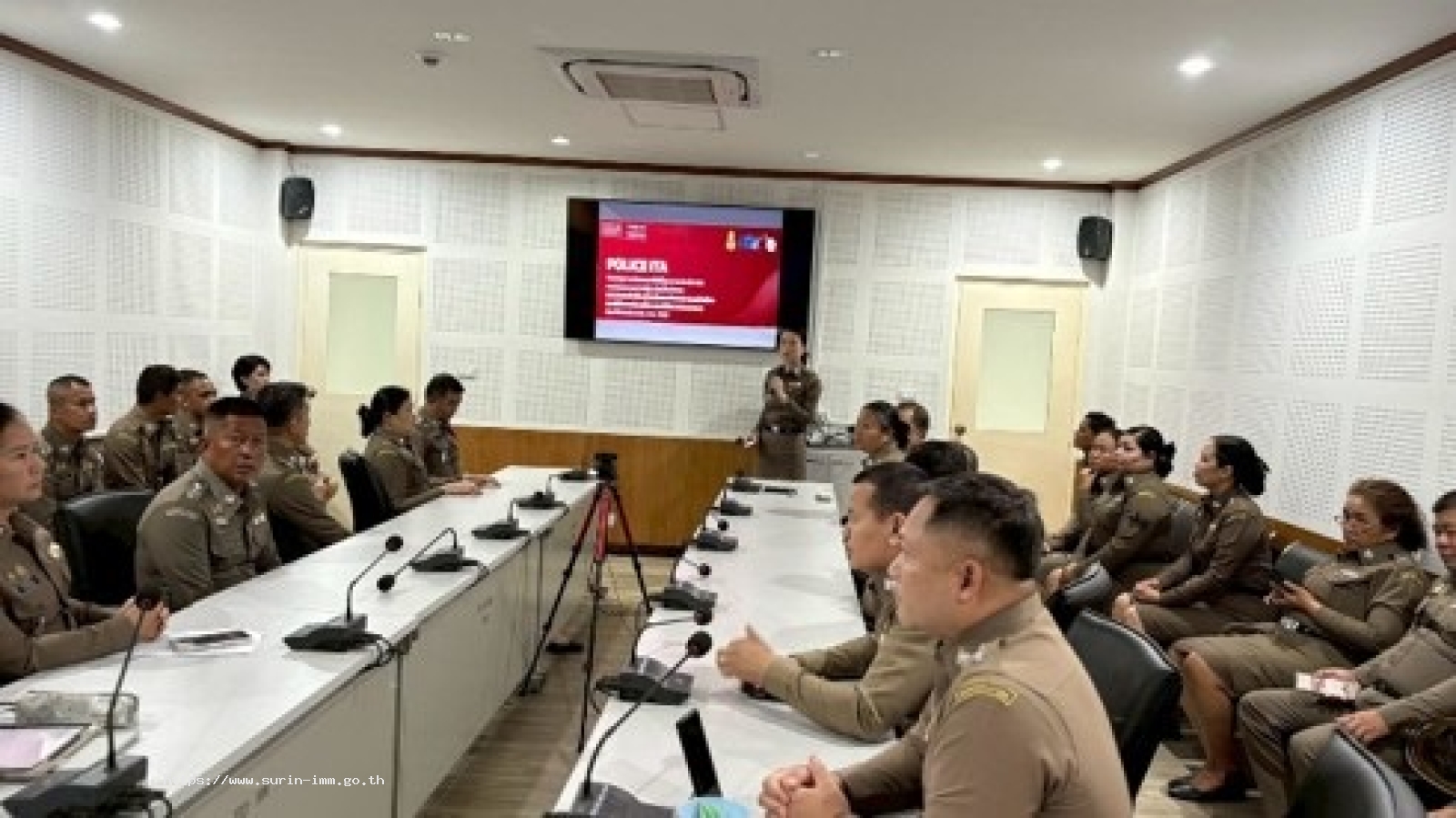 ตรวจคนเข้าเมืองจังหวัดสุรินทร์