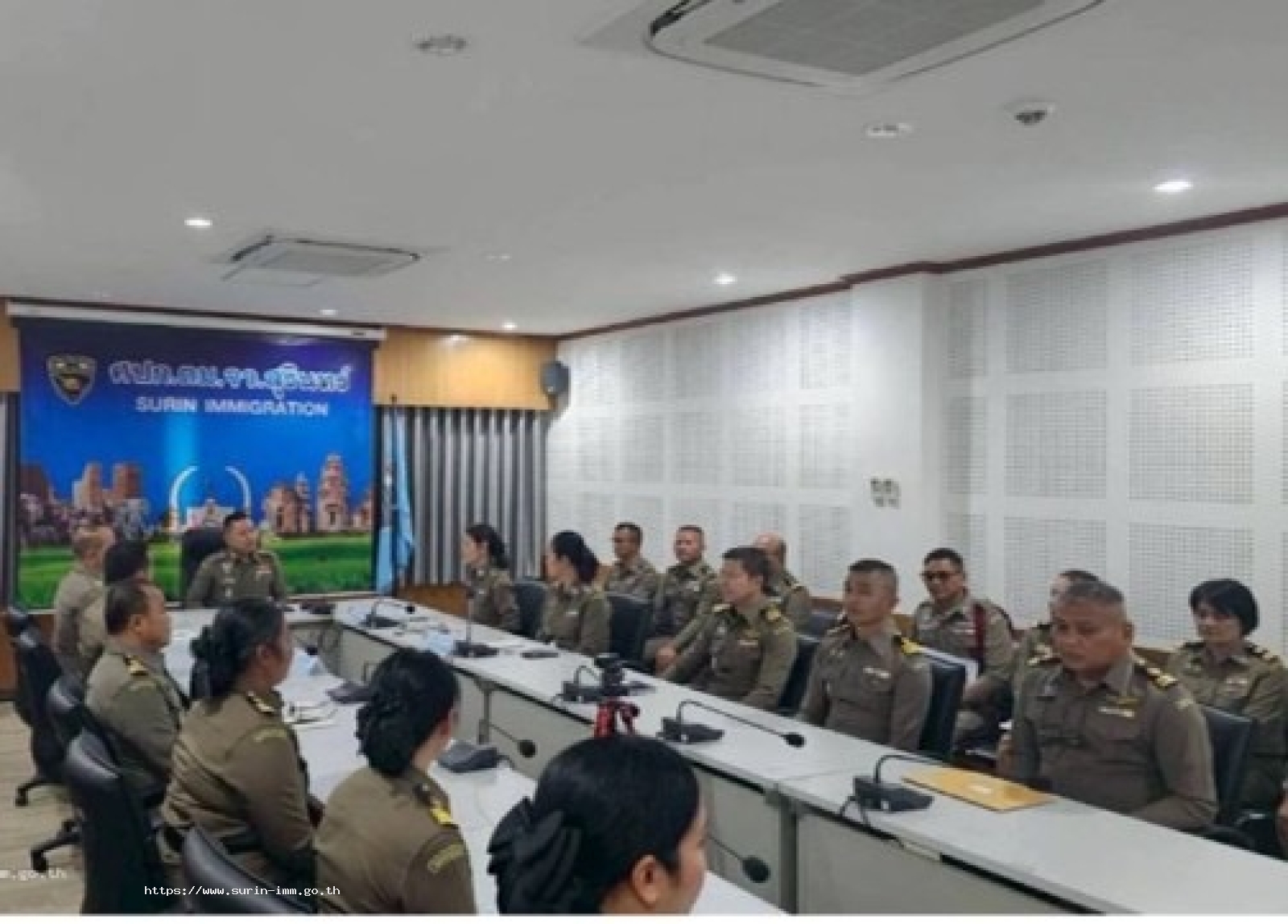 ตรวจคนเข้าเมืองจังหวัดสุรินทร์